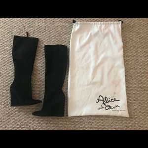 Alice + Olivia Boots in Black Suede Size 5